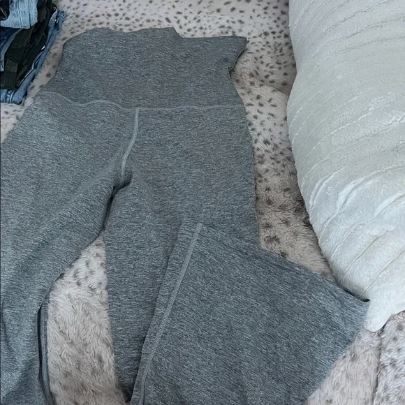 AERIE CROPPED FOLD OVER FLARE LEGGINGS - Picture 4 of 5